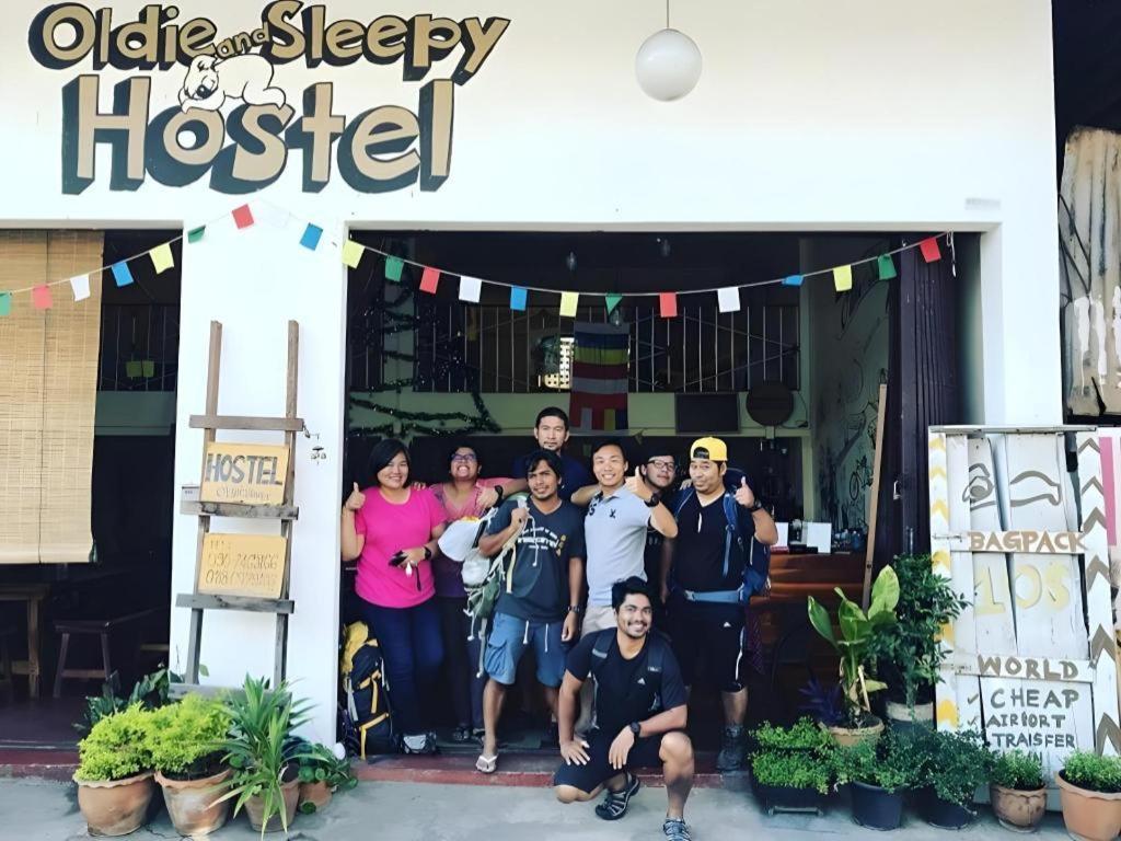 Oldie And Sleepy Hostel Udon Thani Exterior photo